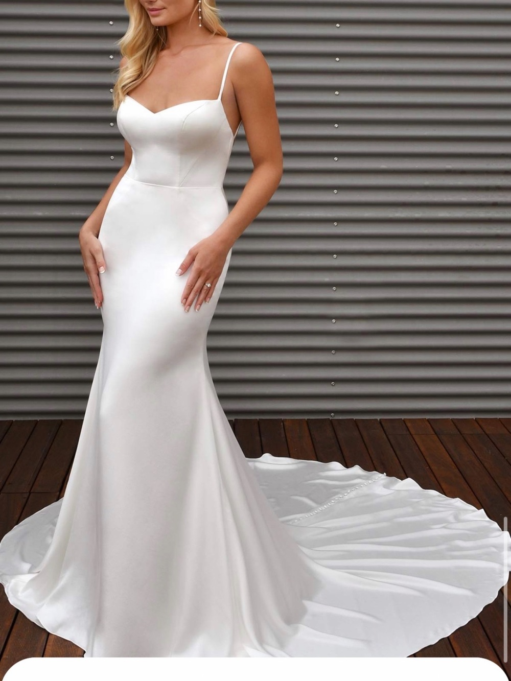 Martina Liana 1401
SIMPLE SWEETHEART SHEATH WEDDING DRESS